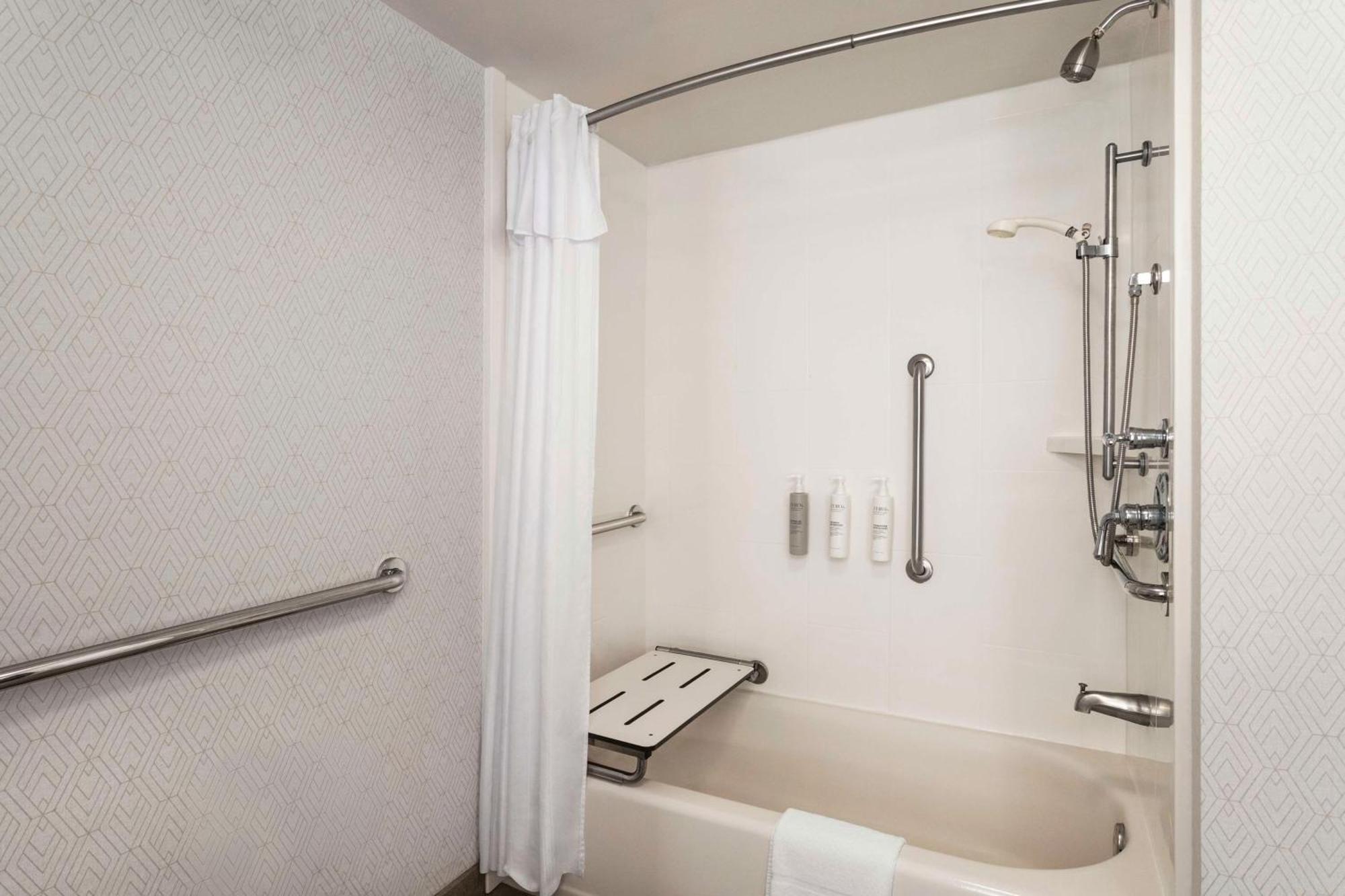 Hampton Inn Columbia-Downtown Historic District Bagian luar foto