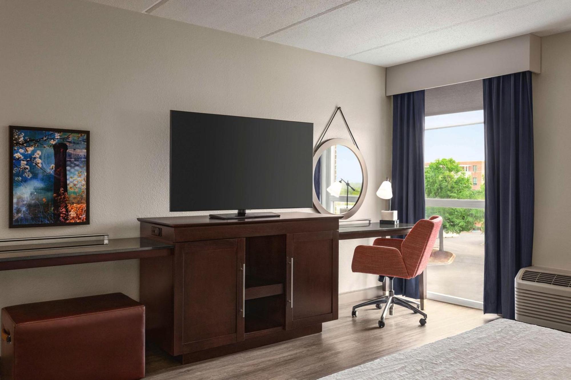 Hampton Inn Columbia-Downtown Historic District Bagian luar foto