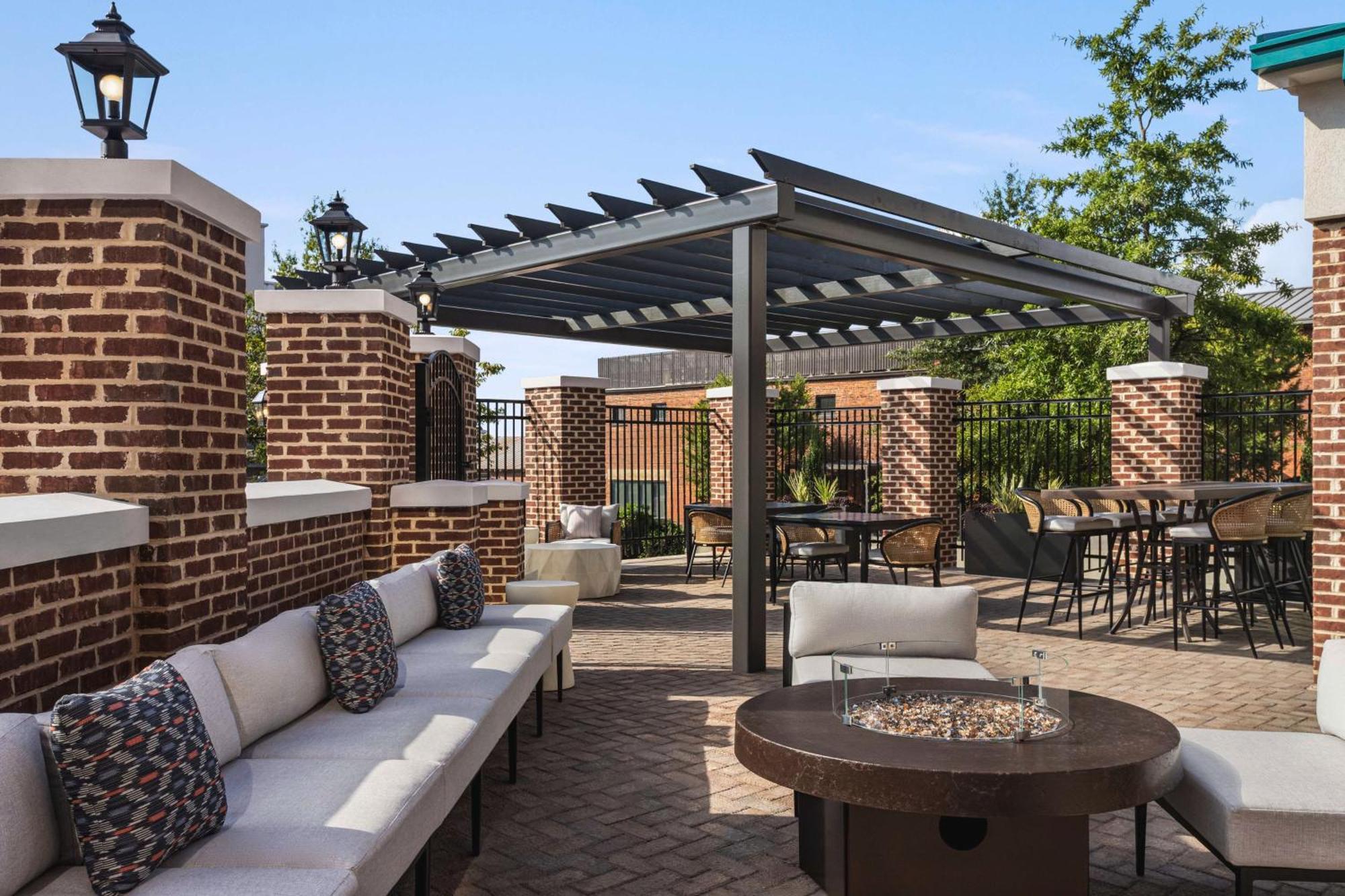Hampton Inn Columbia-Downtown Historic District Bagian luar foto