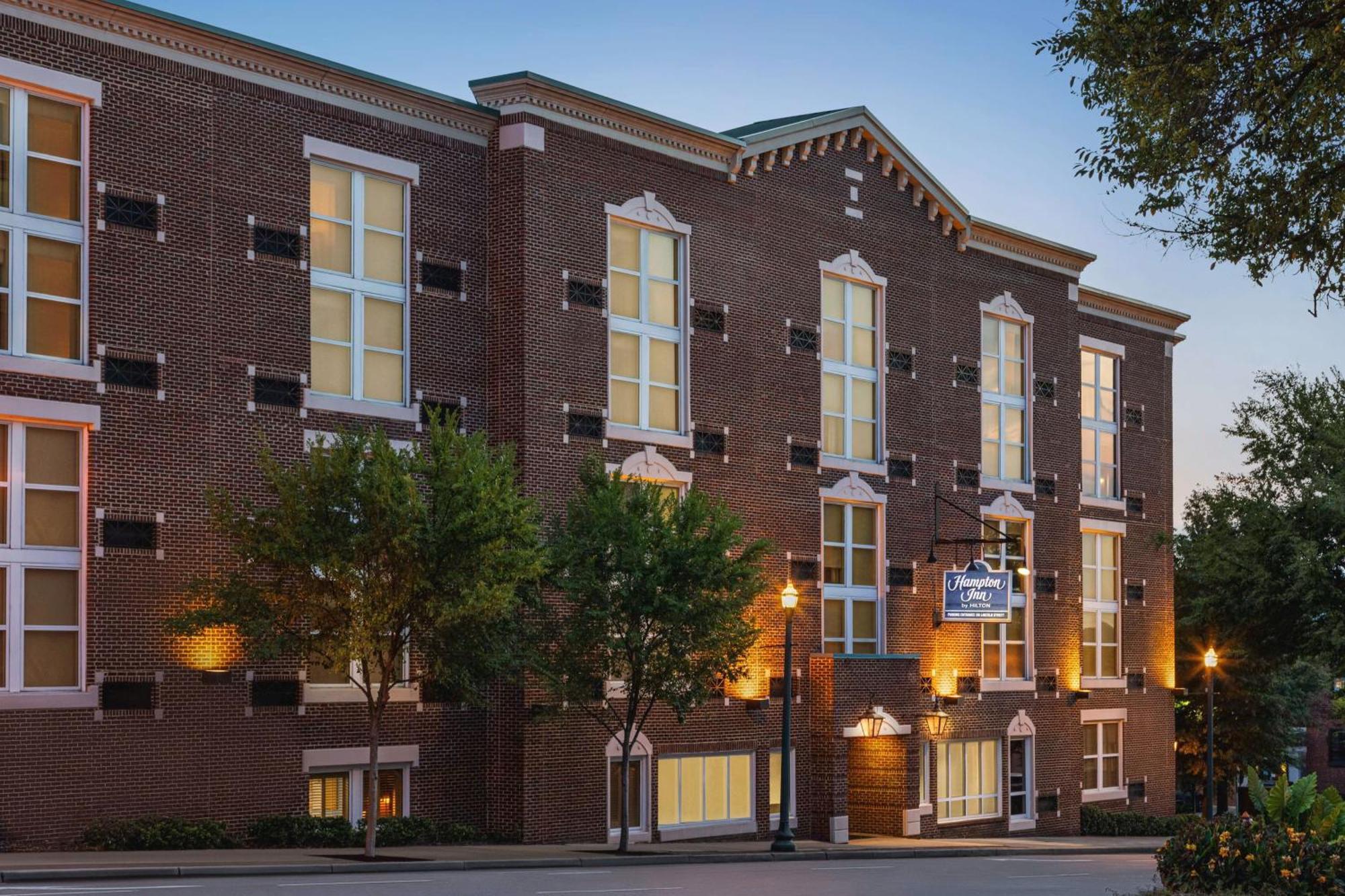 Hampton Inn Columbia-Downtown Historic District Bagian luar foto